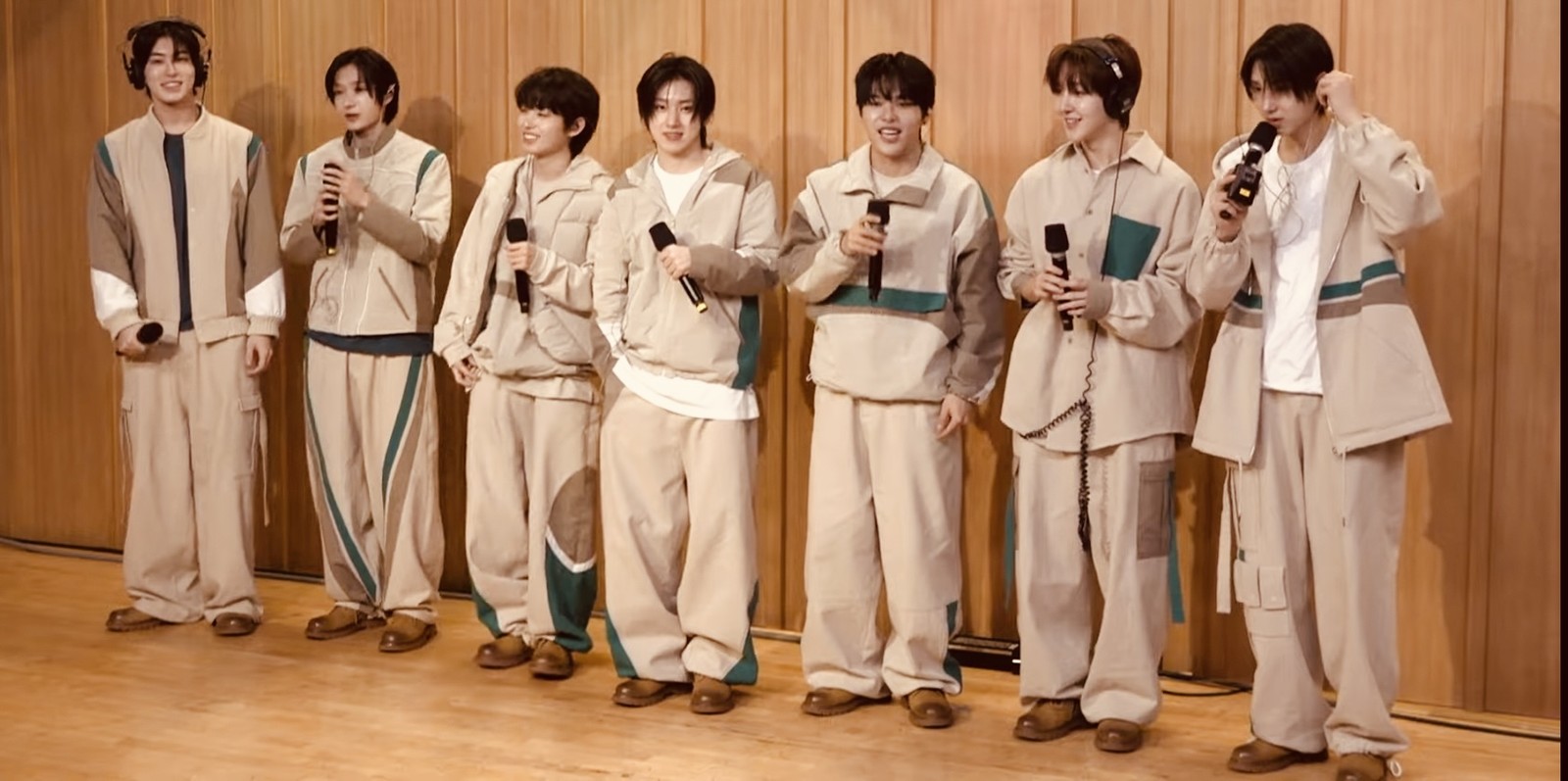 사진: SBS 라디오 / CC BY 3.0 (위키미디어 공용)
